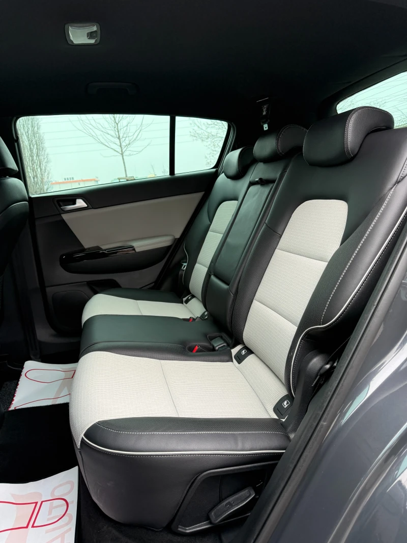 Kia Sportage 1.6CRDI* GT-LINE* FACELIFT* , снимка 11 - Автомобили и джипове - 53219885