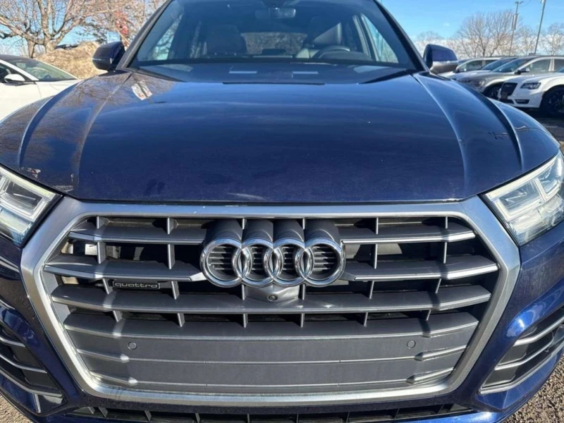 Audi Q5 * CARFAX * ДИСТРОНИК* ФИКСИРАНА ЦЕНА* , снимка 9 - Автомобили и джипове - 53467220