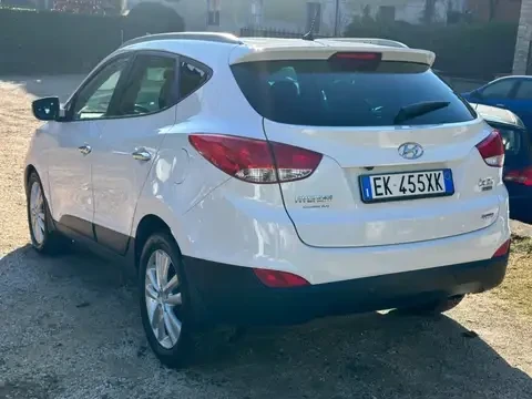 Hyundai IX35 2.0 CRDI, снимка 6 - Автомобили и джипове - 48678130