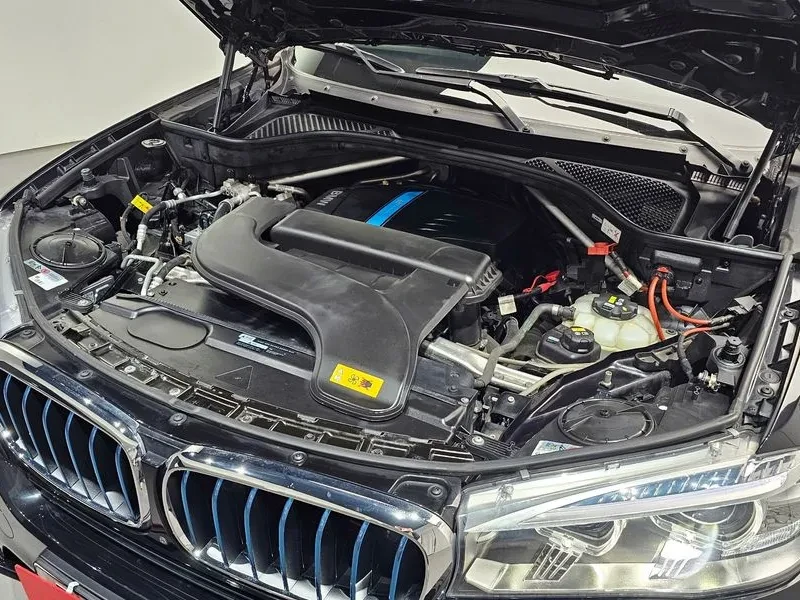 BMW X5  (F15) xDrive 40E Iperformance, снимка 6 - Автомобили и джипове - 55310334