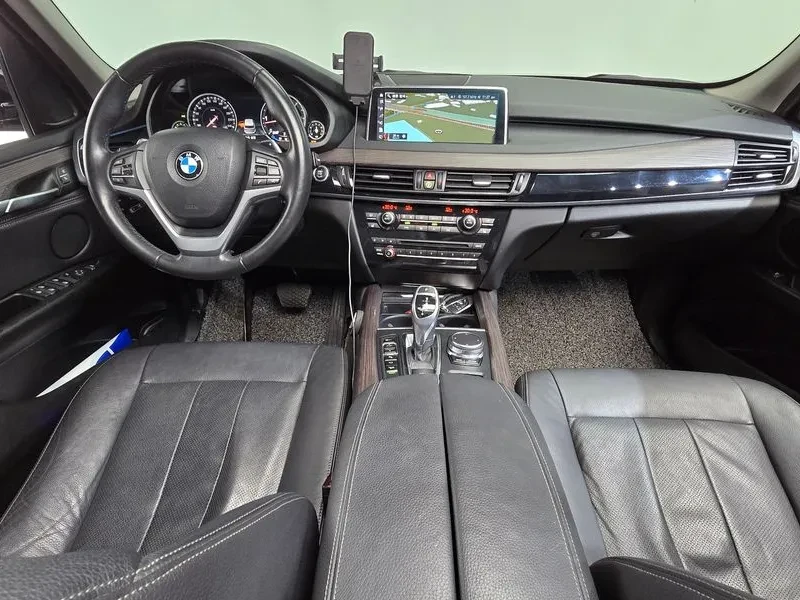 BMW X5 xDrive 30D, снимка 7 - Автомобили и джипове - 56163126
