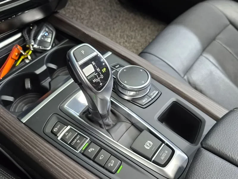 BMW X5 xDrive 30D, снимка 9 - Автомобили и джипове - 56163126