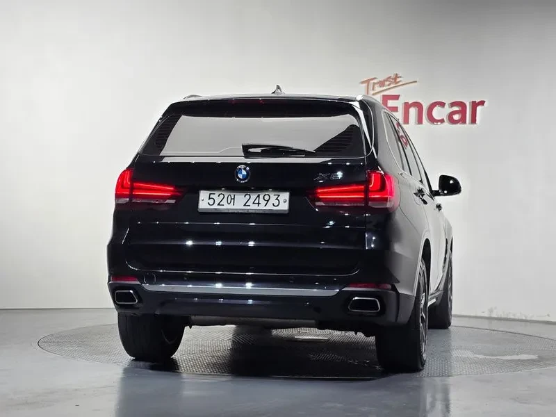 BMW X5 xDrive 30D, снимка 4 - Автомобили и джипове - 56163126