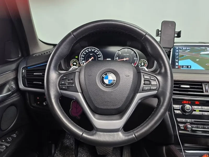 BMW X5 xDrive 30D, снимка 13 - Автомобили и джипове - 56163126