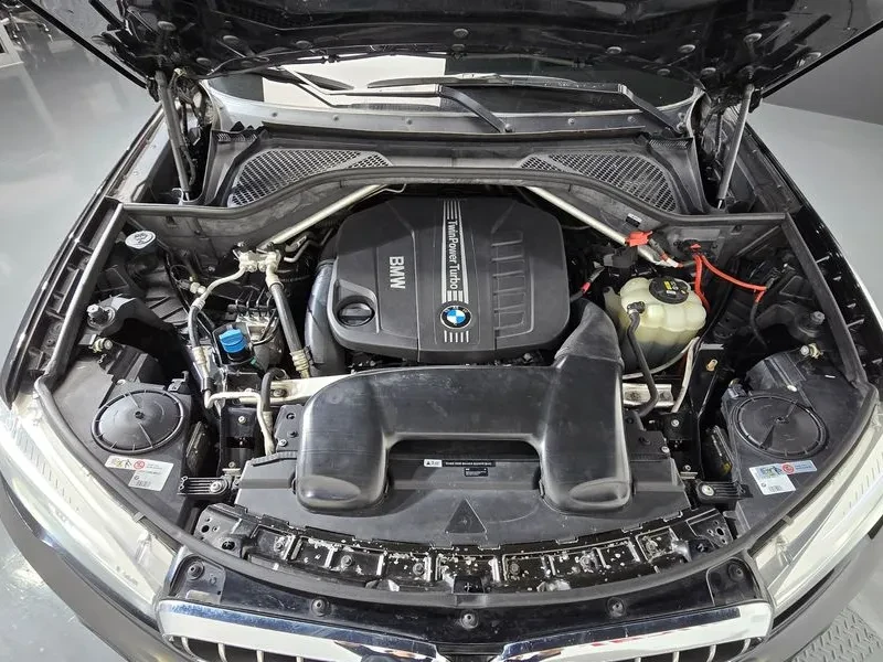 BMW X5 xDrive 30D, снимка 6 - Автомобили и джипове - 56163126