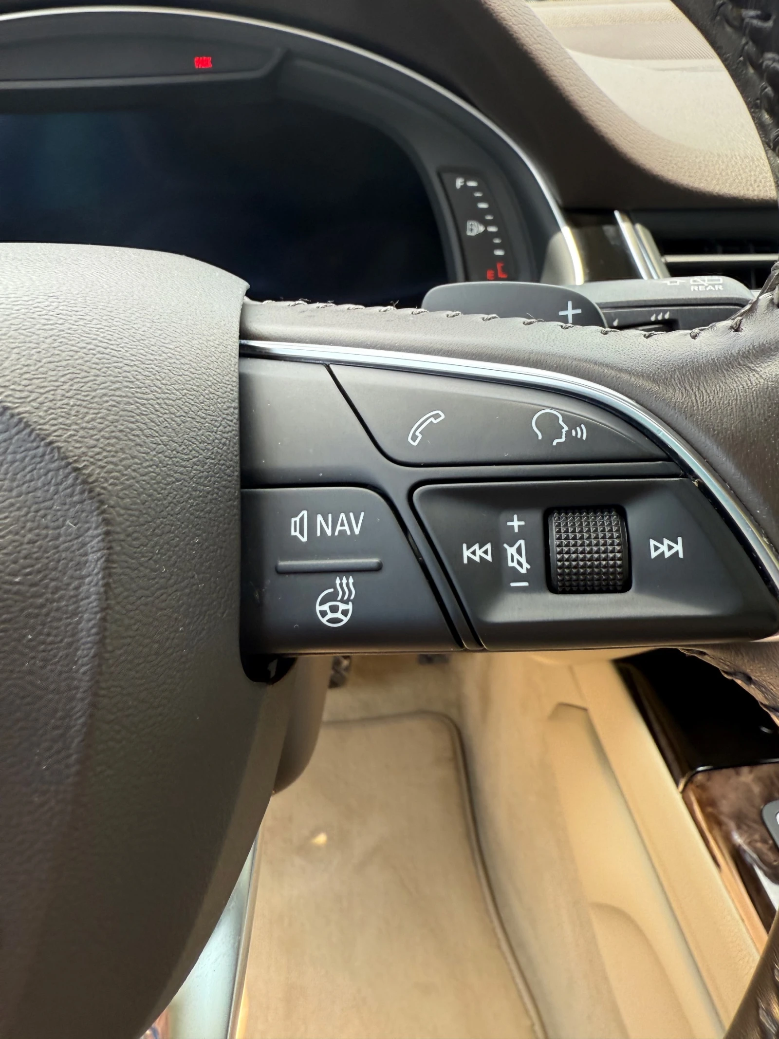 Audi Q7 3.0 Т - изображение 9