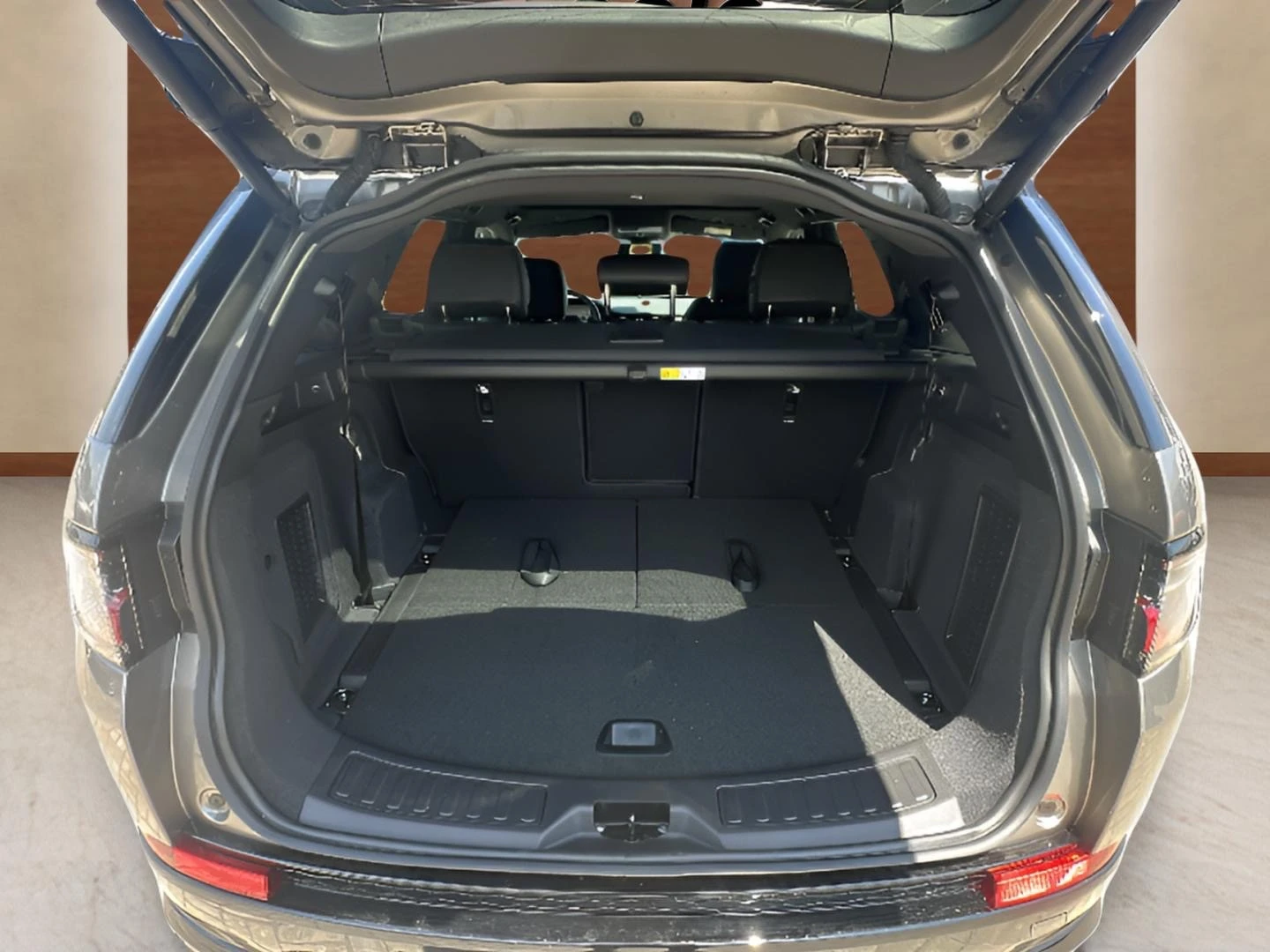 Land Rover Discovery Sport 2.0 TD4 - изображение 9
