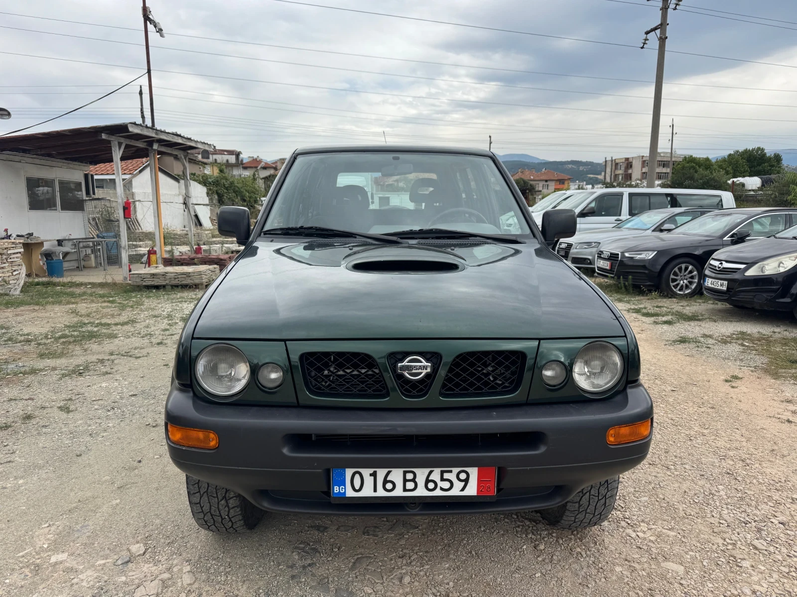 Nissan Terrano 2.7TDI-климатик уникат - изображение 2