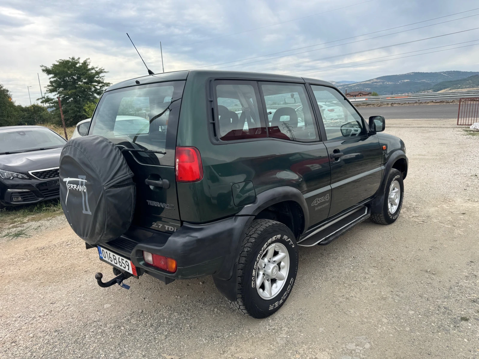Nissan Terrano 2.7TDI-климатик уникат - изображение 5