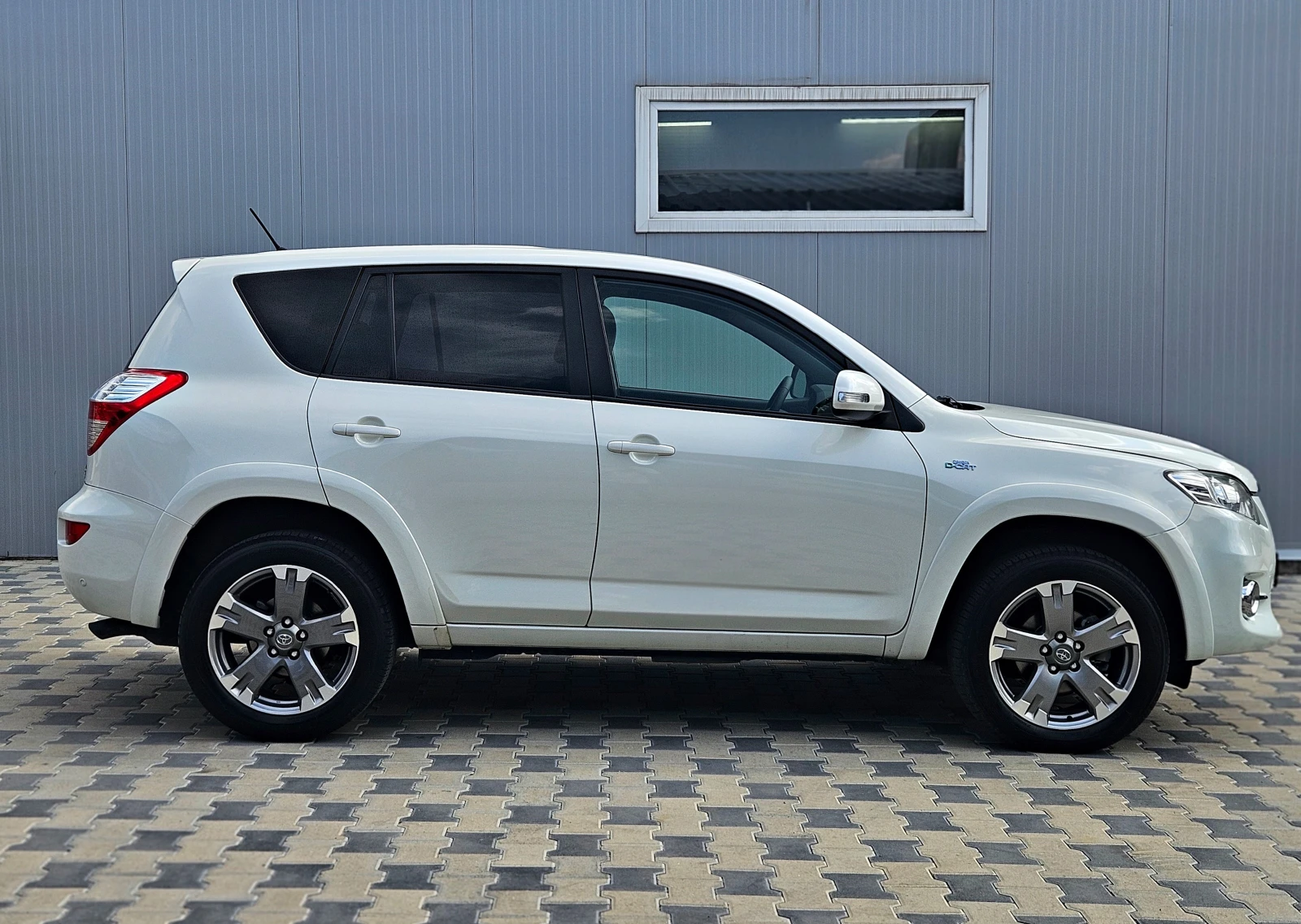 Toyota Rav4 D-CAT/4X4/GERMANY/AVTOMAT/ПОДГРЕВ/SPORT/DAC/LIZING - изображение 4