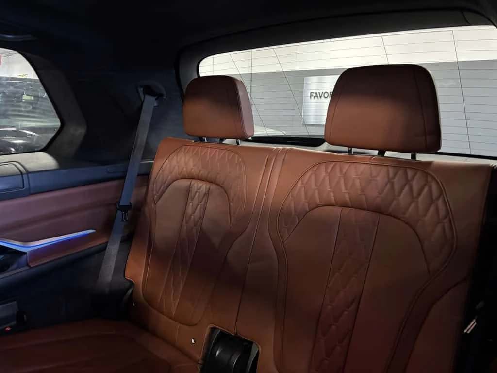 BMW X7 * xDrive40i| INDIVIDUAL| NAV| HEADSUP| 3DCAM| 7PAS | Mobile.bg � ����������� 11