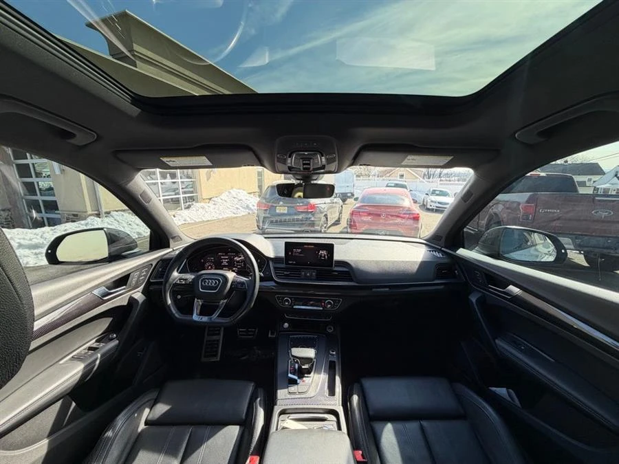 Audi SQ5 VIRTUAL* OБДУХВАНЕ* ПОДГРЕВ* BANG&OLUFSEN* 360, снимка 12 - Автомобили и джипове - 54017225