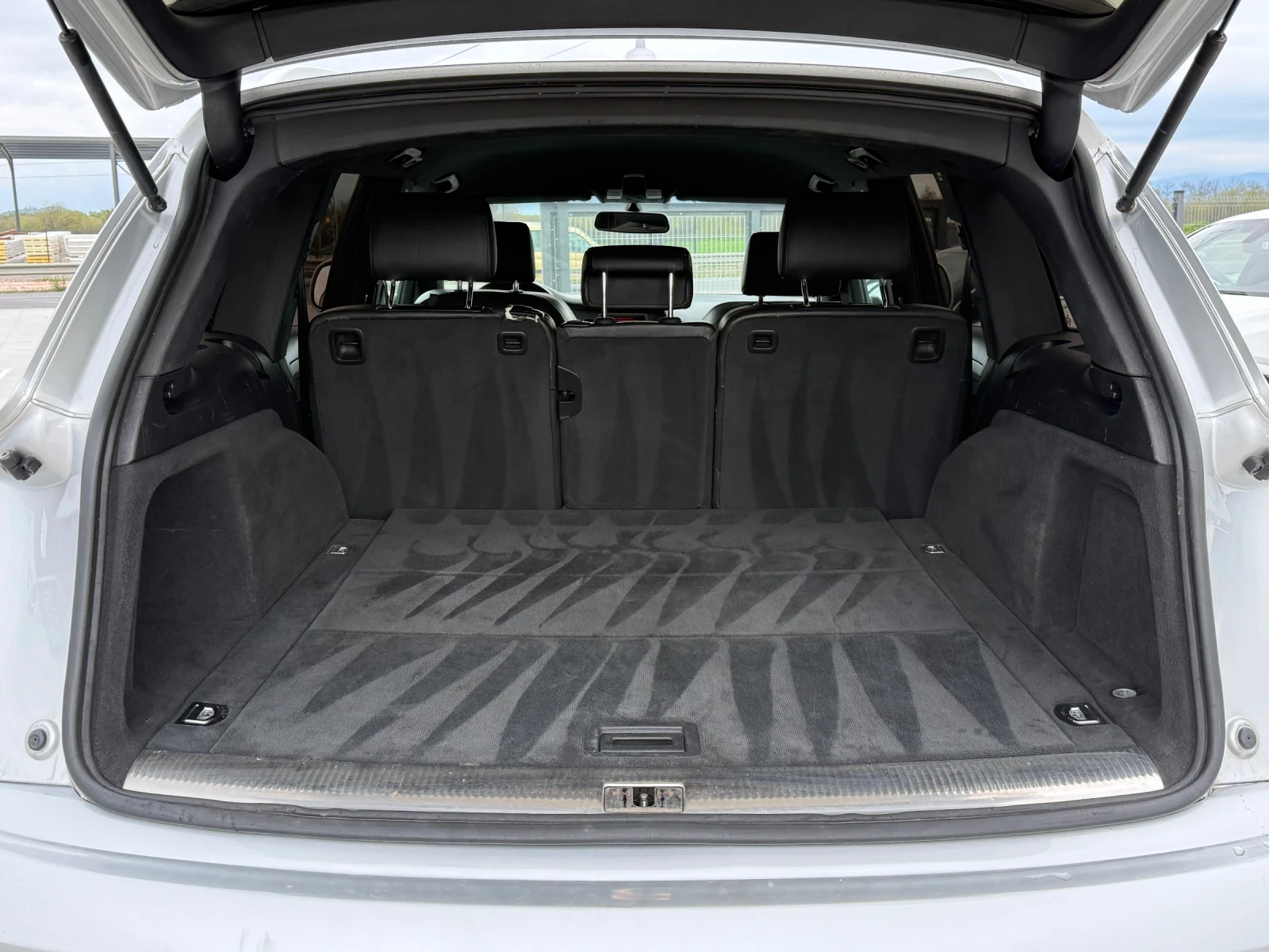 Audi Q7 3.0TDI* 2008�* S-Line* ��� ���������* 223.000��*  | Mobile.bg � ����������� 11