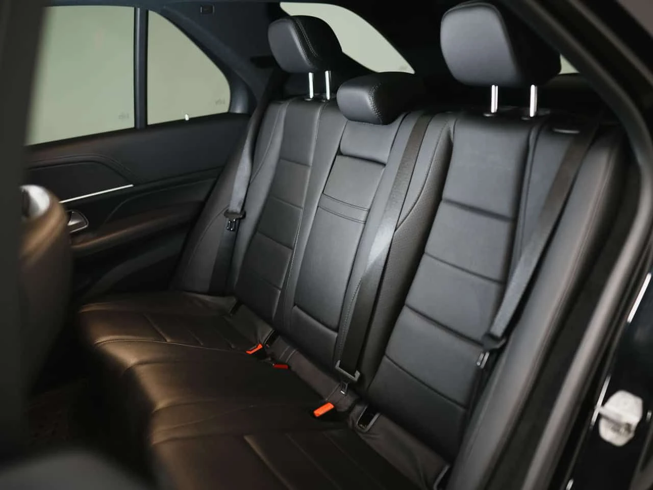 Mercedes-Benz GLE 350 AMG PKG| BURMESTER| HUD| PANO| , снимка 11 - Автомобили и джипове - 55172423
