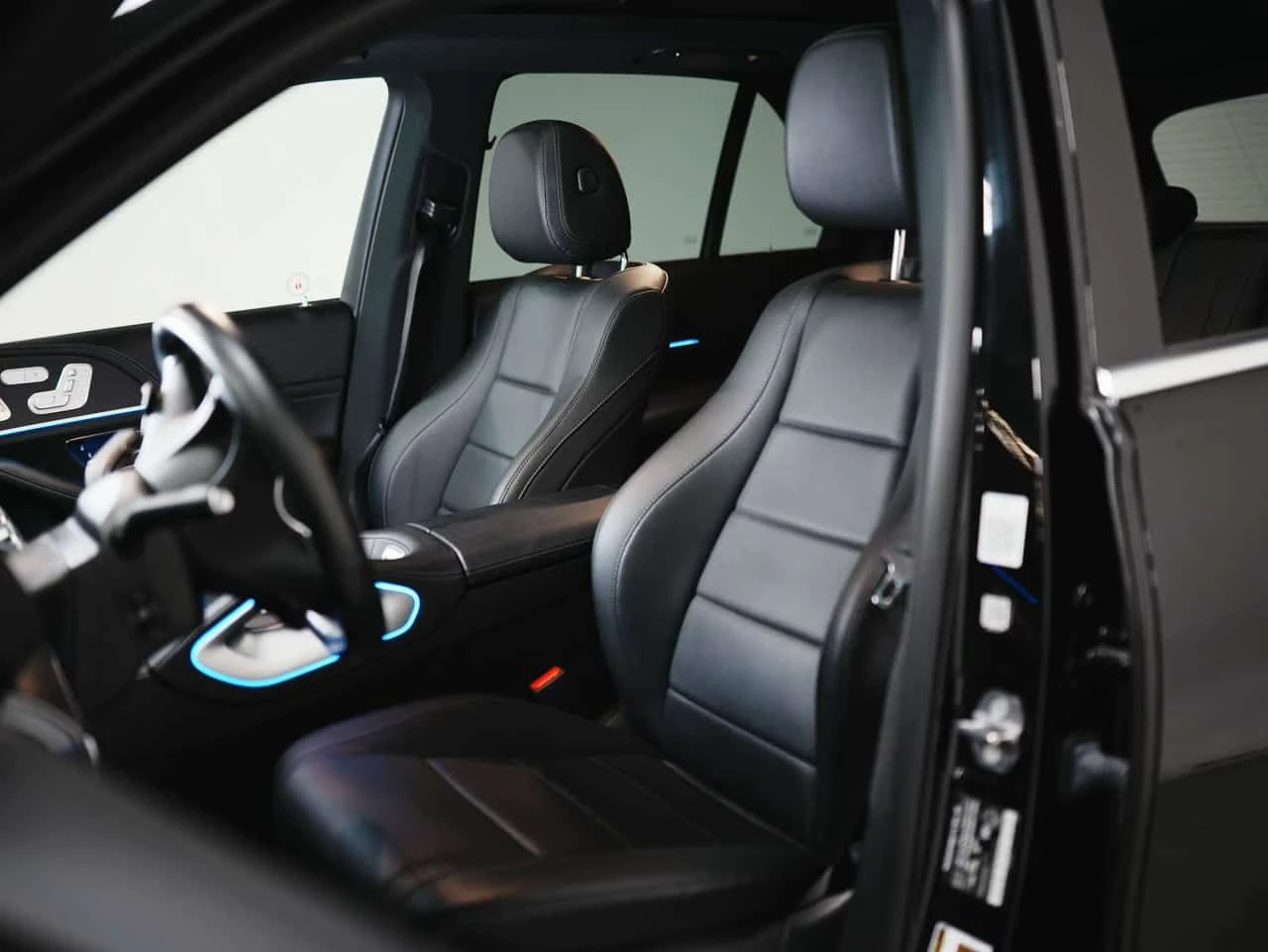 Mercedes-Benz GLE 350 AMG PKG| BURMESTER| HUD| PANO| , снимка 10 - Автомобили и джипове - 55172423