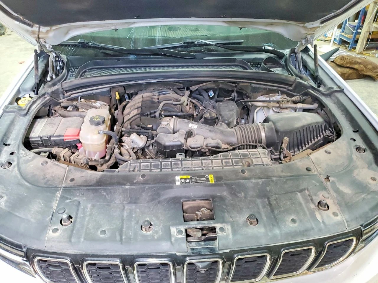 Jeep Grand cherokee 3.6l L Limited, снимка 12 - Автомобили и джипове - 55891943