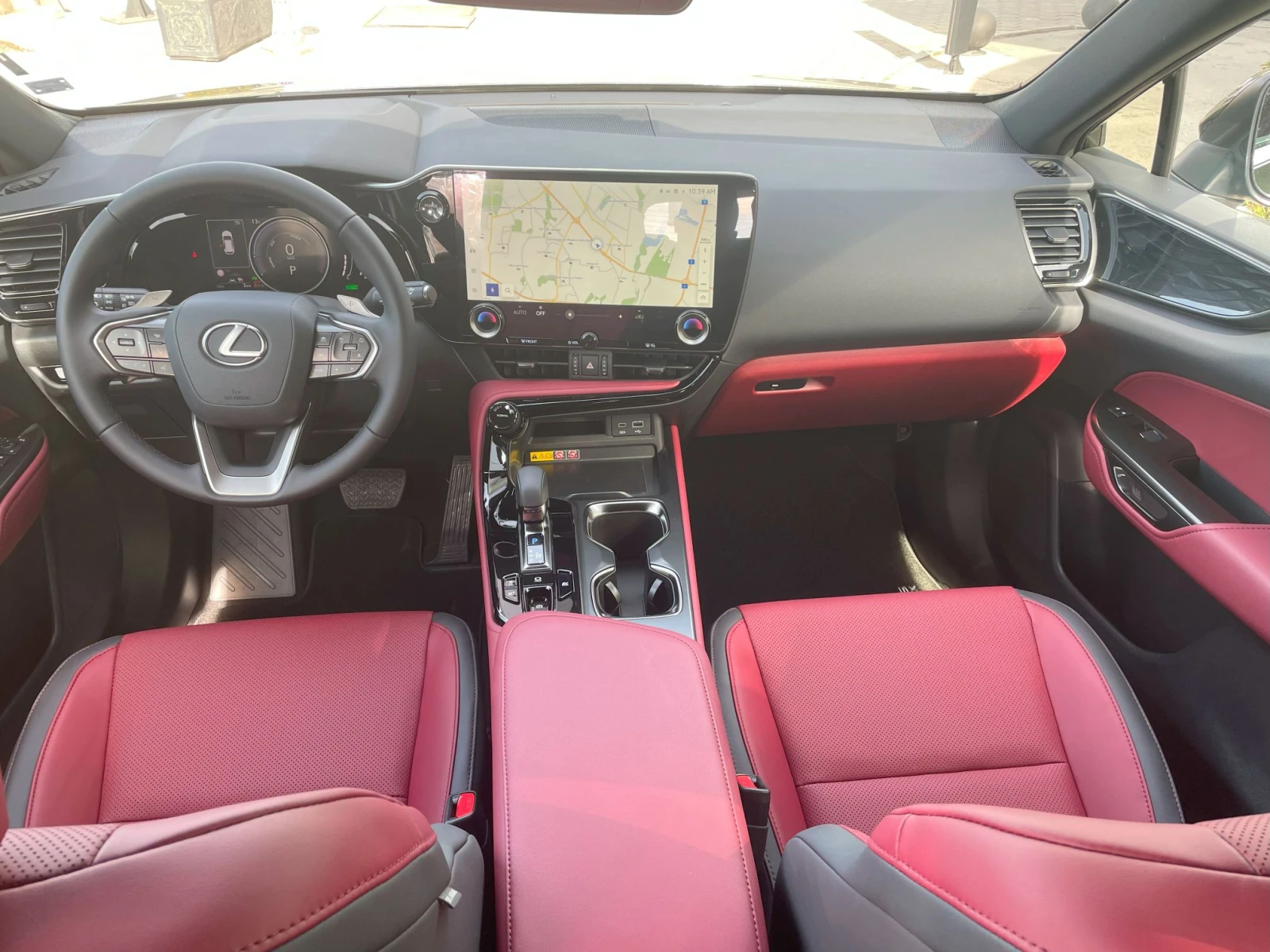 Lexus NX 450h+ AWD �� 370 ����/��� ��� 0 �� 10� �������� | Mobile.bg � ����������� 10