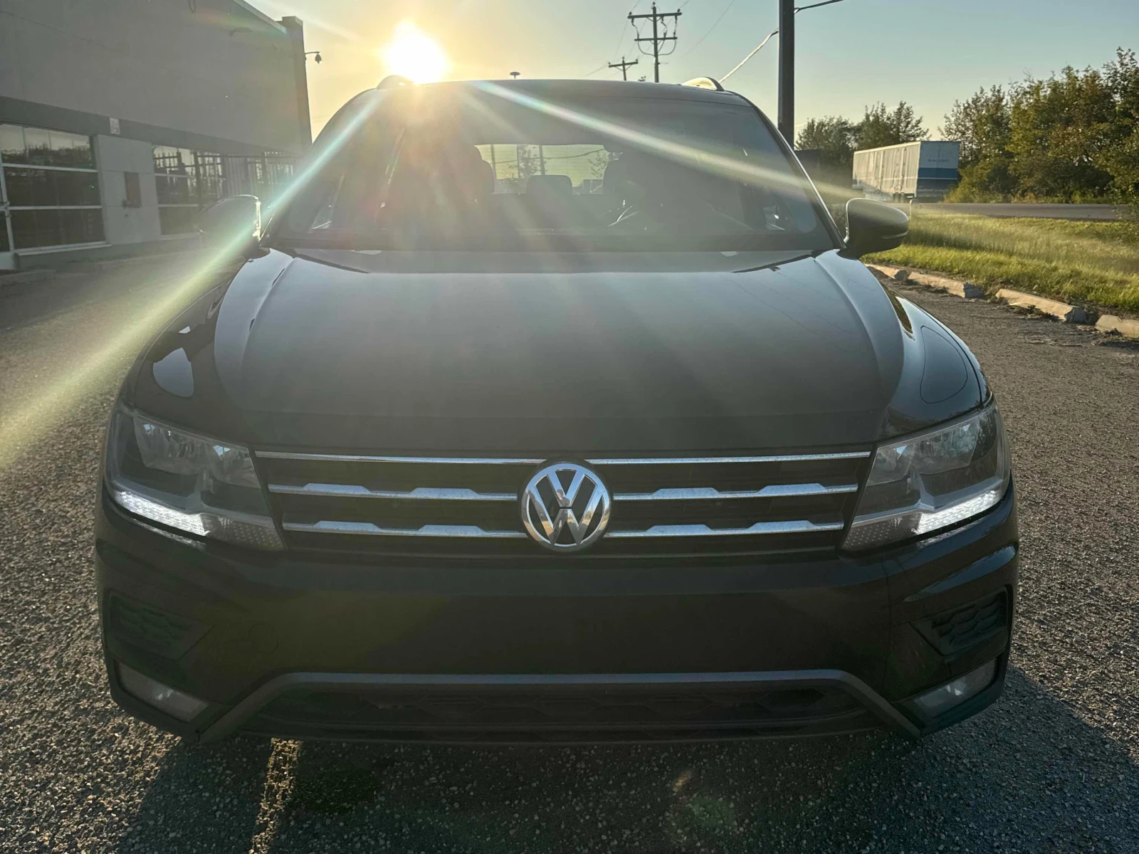VW Tiguan * 4MOTION * CARFAX * БЕЗ ПЪРВОНАЧАЛНА ВНОСКА, снимка 6 - Автомобили и джипове - 56126018
