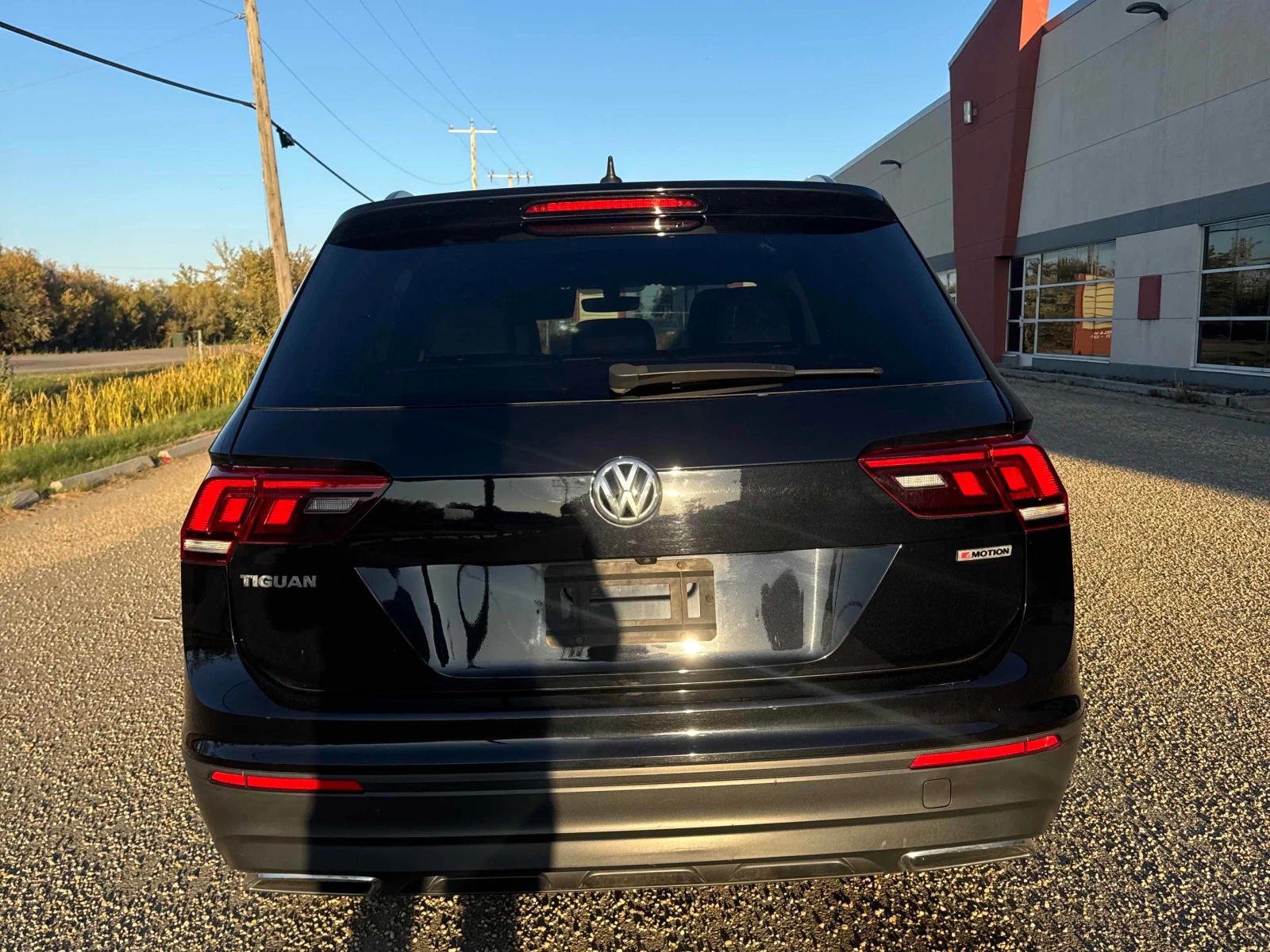 VW Tiguan * 4MOTION * CARFAX * БЕЗ ПЪРВОНАЧАЛНА ВНОСКА, снимка 4 - Автомобили и джипове - 56126018