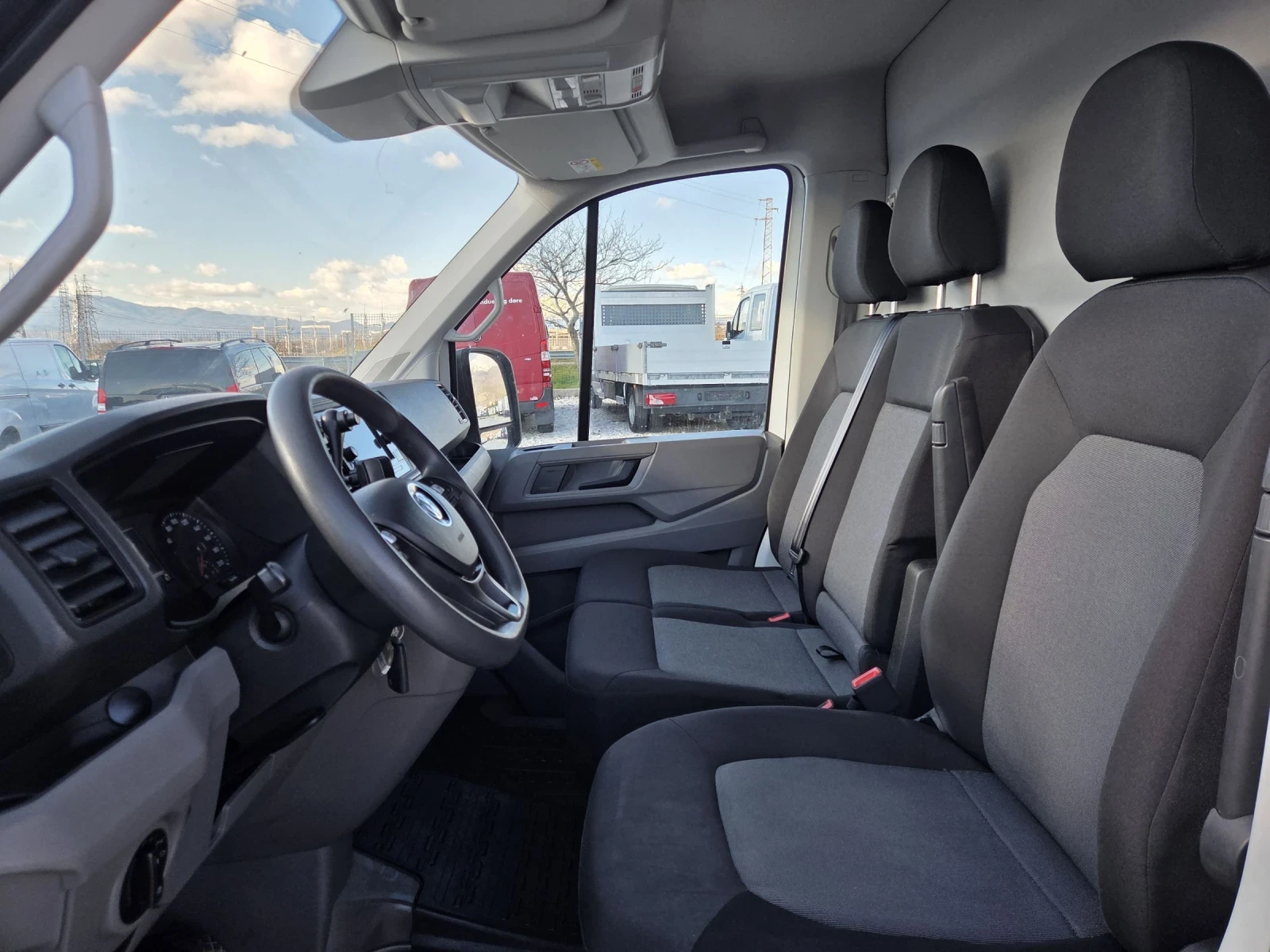 VW Crafter TDI, Автоматик, Навигация, Макси, Климатик, снимка 16 - Бусове и автобуси - 54691827
