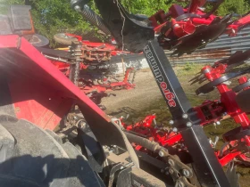 Трактор Беларус 820, снимка 11