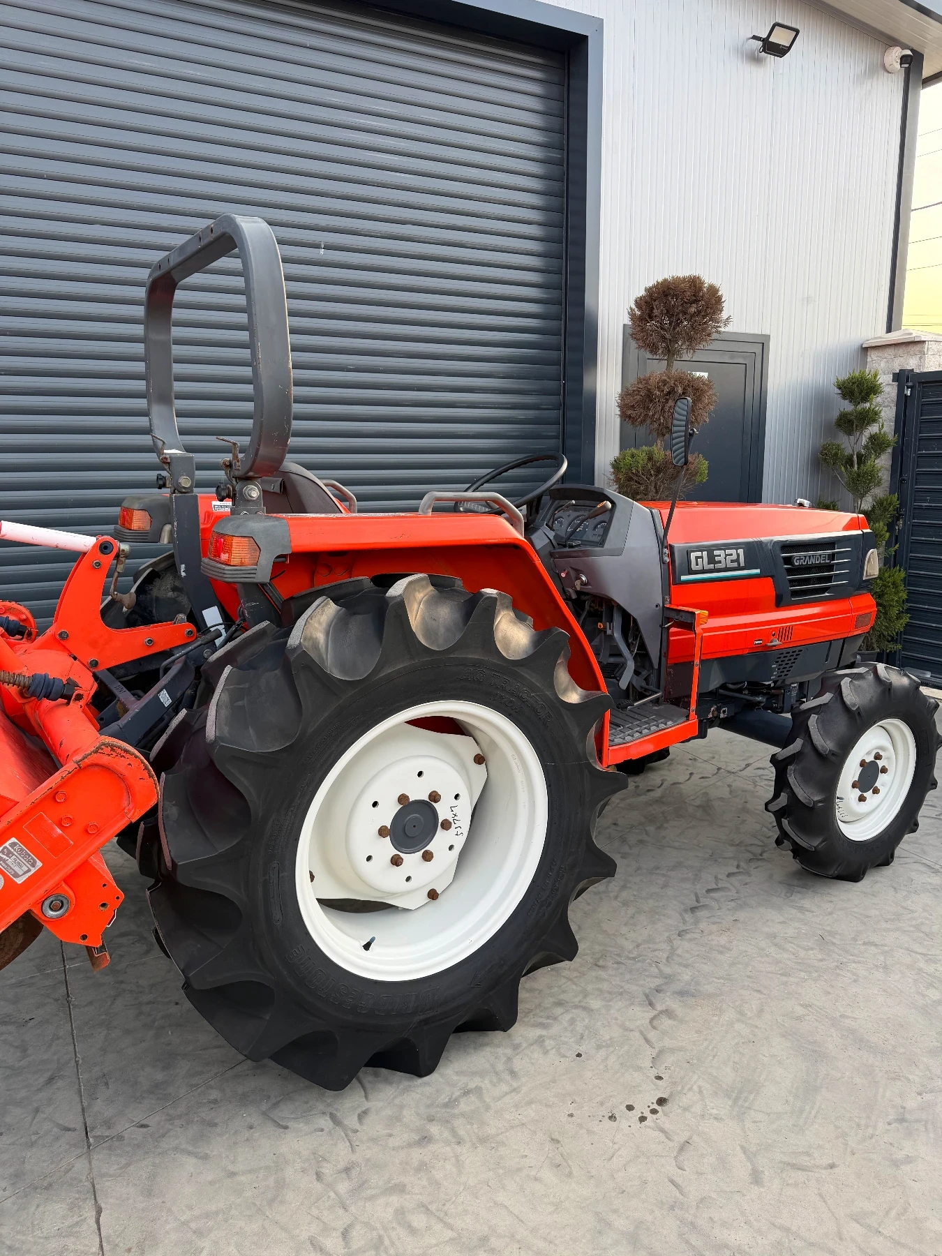 Трактор Kubota GL321 32кс. КАТО НОВ, снимка 7 - Селскостопанска техника - 53885389