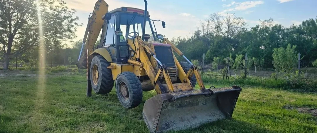 Багер JCB 3CX, снимка 2 - Индустриална техника - 54582521