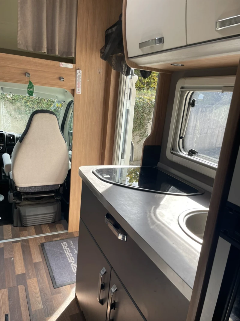 Кемпер Knaus Weinsberg CaraHome 700 DG , снимка 14 - Каравани и кемпери - 52145705