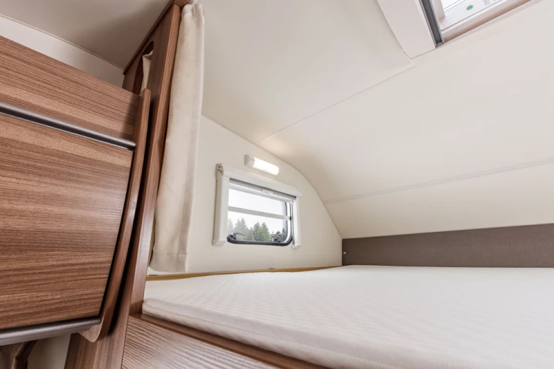 Кемпер Knaus Weinsberg CaraHome 700 DG , снимка 6 - Каравани и кемпери - 52145705