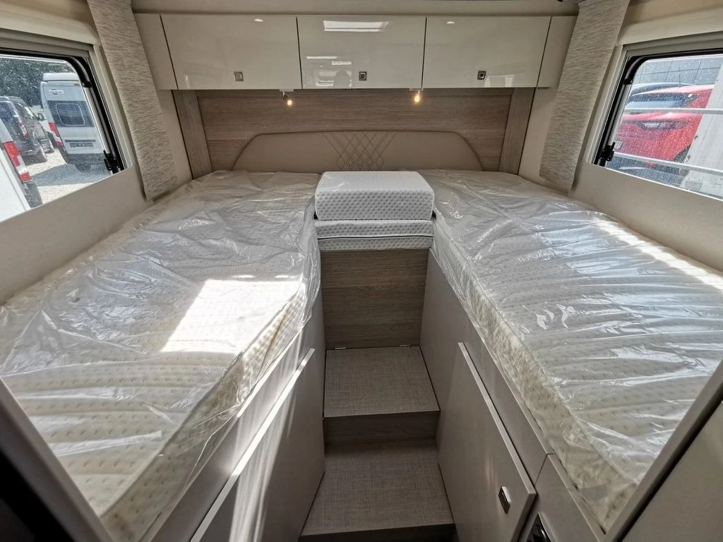  Burstner Lineo T690 G | Mobile.bg   12