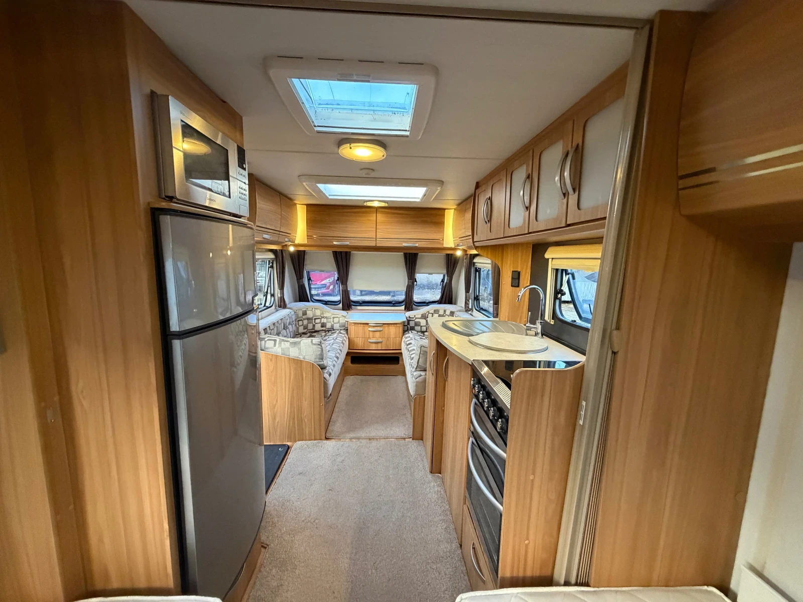 Каравана Tabbert LUNAR LEXON-8м/ГОЛЯМ ФОРСЕЛТ/ДВОЕН MOVER/ALDE, снимка 6 - Каравани и кемпери - 54673809