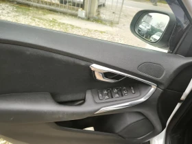 Volvo V40 Cross Country, снимка 11