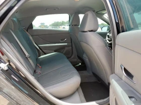 Hyundai Elantra   * CARFAX*   | Mobile.bg    10