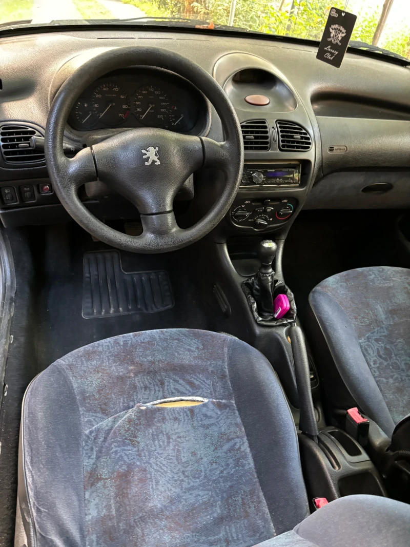 Peugeot 206, снимка 8 - Автомобили и джипове - 47329191