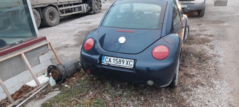 VW New beetle, снимка 2 - Автомобили и джипове - 48954200