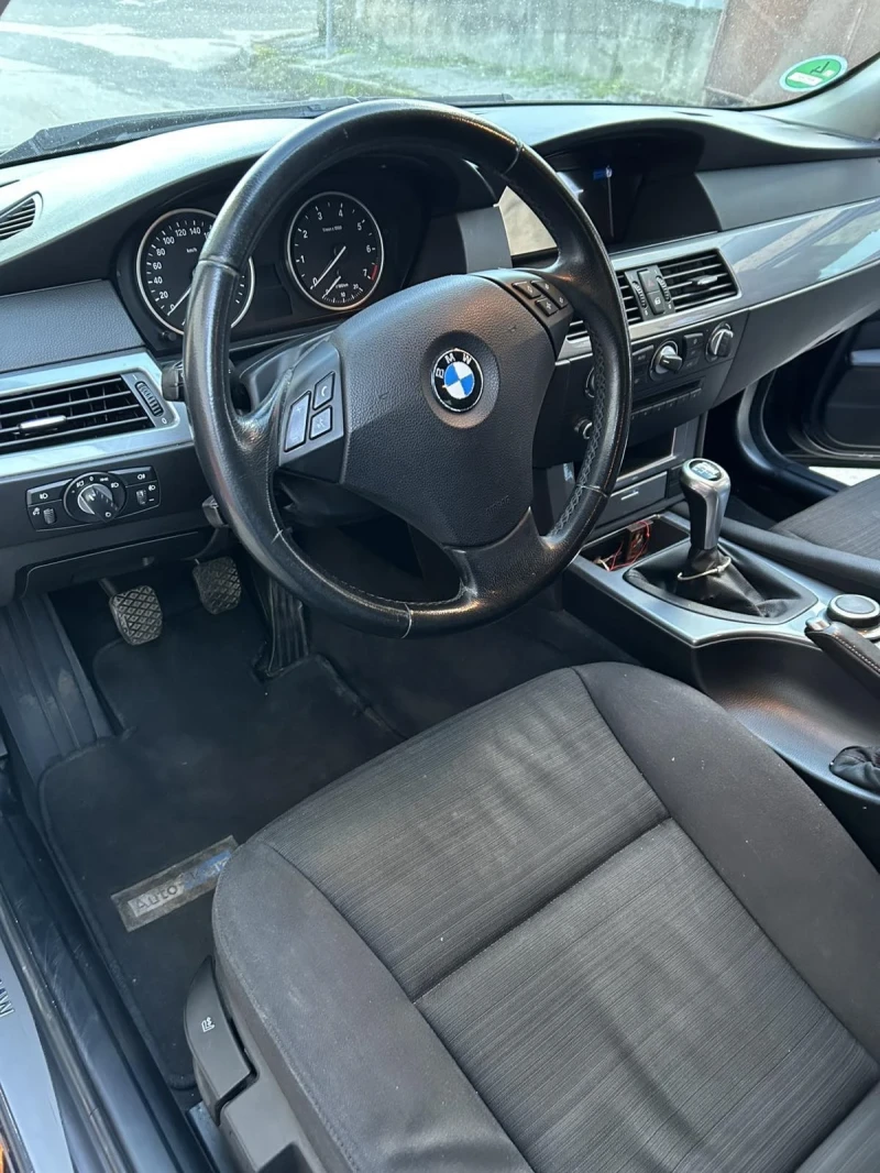 BMW 523, снимка 7 - Автомобили и джипове - 49801820