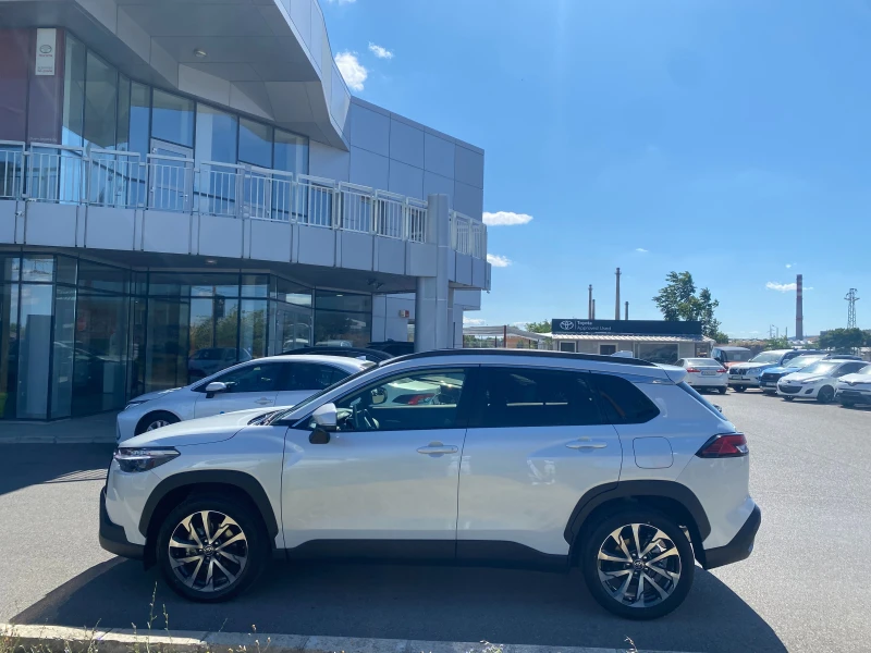 Toyota Corolla Cross 2.0 HEV Executive Plus, снимка 7 - Автомобили и джипове - 50983717