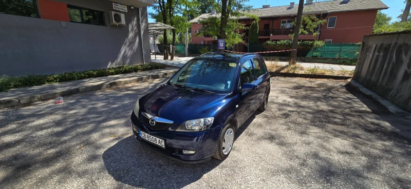 Mazda 2 1.4 i, снимка 11 - Автомобили и джипове - 52242219