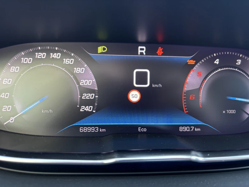 Peugeot 5008 ALLURE, снимка 7 - Автомобили и джипове - 51862640