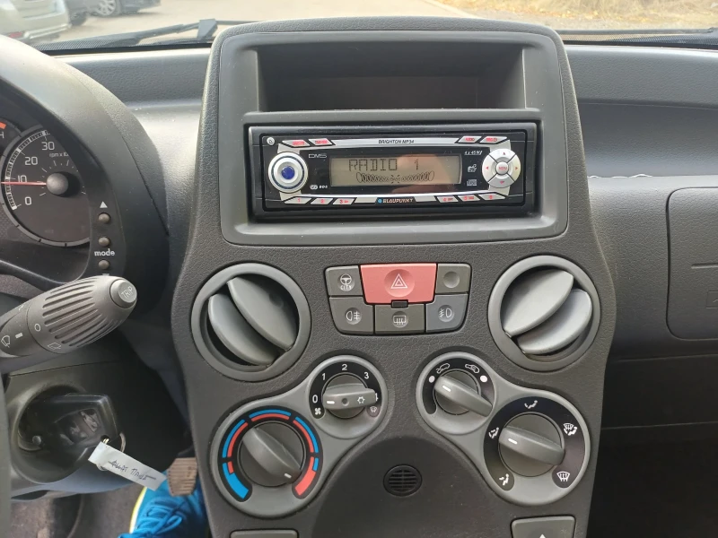 Fiat Panda 1.2 NATURAL POWER, снимка 17 - Автомобили и джипове - 52118050