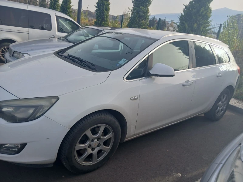 Opel Astra, снимка 2 - Автомобили и джипове - 52448298