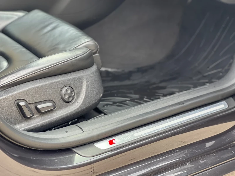 Audi A5 3.0TDI* 3XS-LINE* KEYLESS* DISTRONIC, снимка 12 - Автомобили и джипове - 52567868