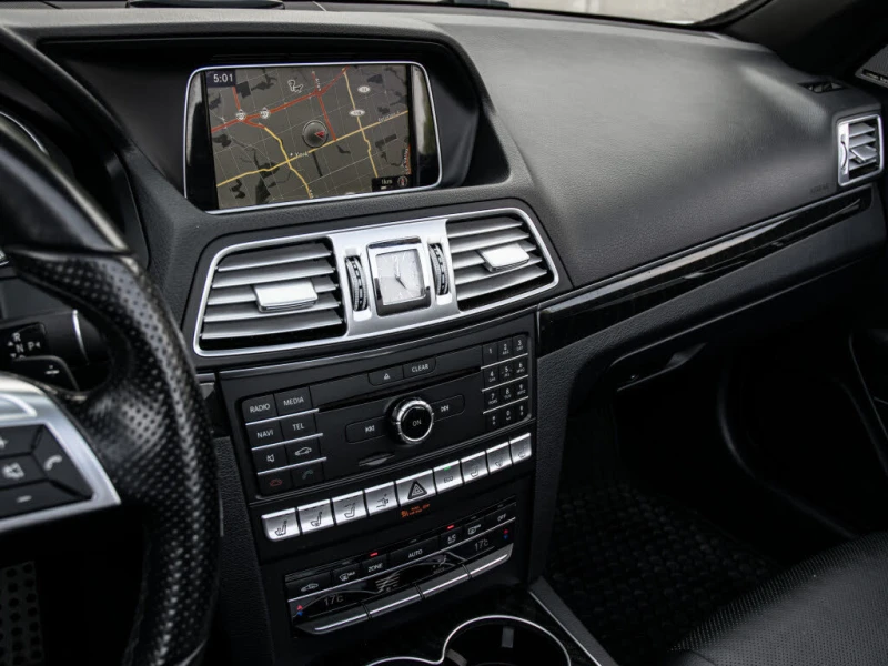 Mercedes-Benz E 400 E400* Cabriolet* АвтоКредит* (ЦЕНА ДО БГ), снимка 14 - Автомобили и джипове - 53126797