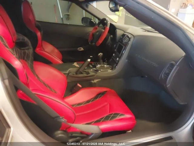 Chevrolet Corvette  - изображение 6