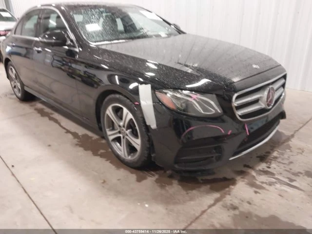 Mercedes-Benz E 350 4MATIC, снимка 10 - Автомобили и джипове - 53810808