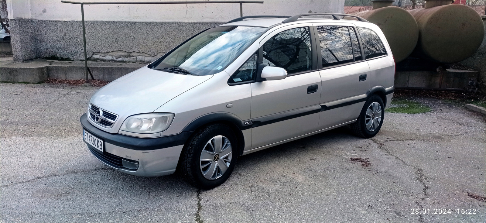 Opel Zafira А - изображение 1