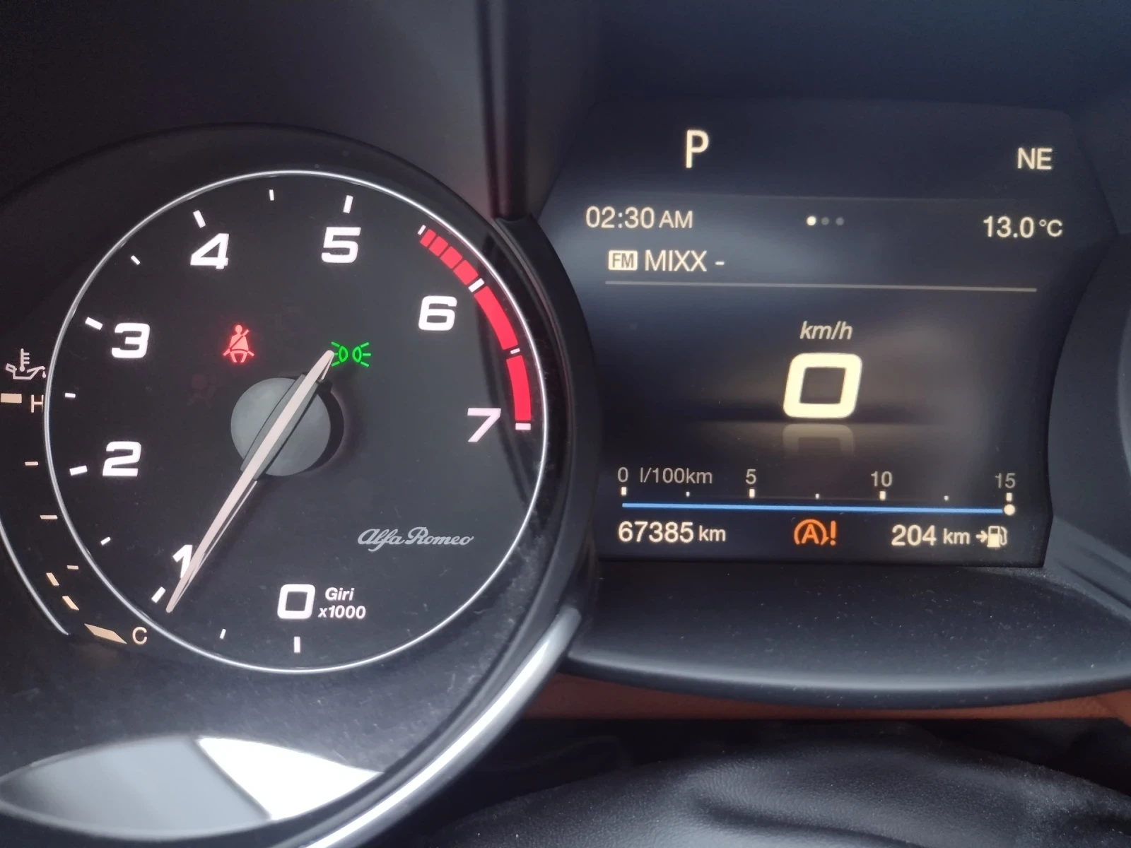 Alfa Romeo Giulia 2.0Ti RWD - изображение 5