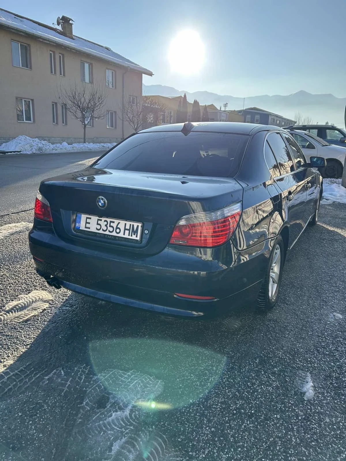 BMW 523  - изображение 4