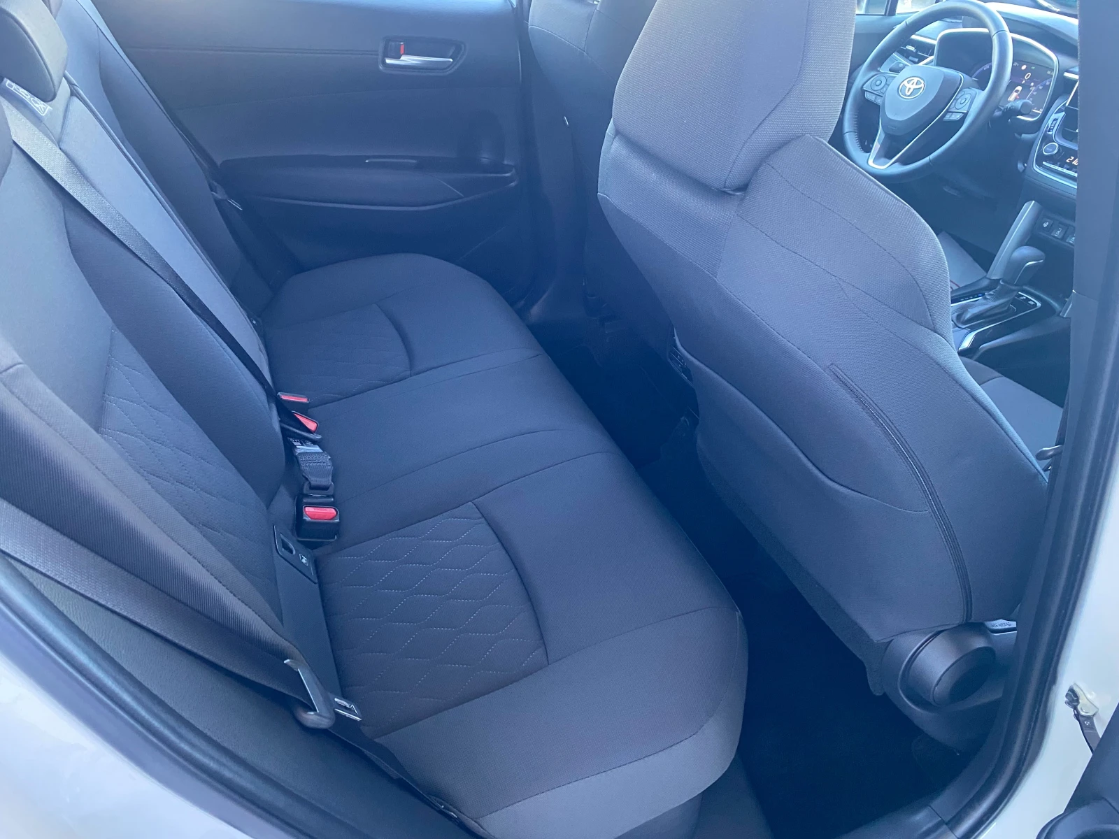 Toyota Corolla Cross 2.0 HEV Executive Plus - изображение 9