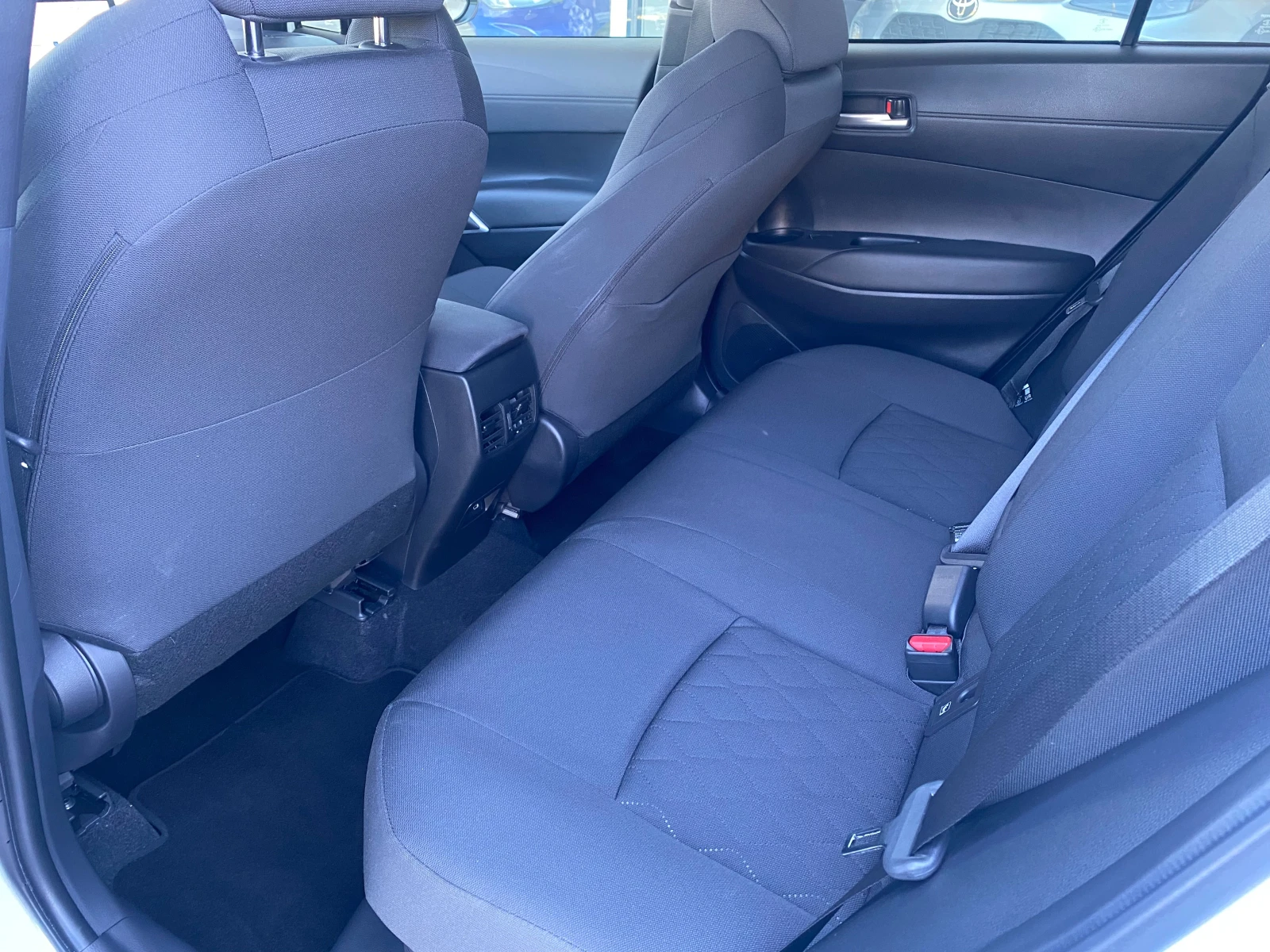 Toyota Corolla Cross 2.0 HEV Executive Plus | Mobile.bg   12